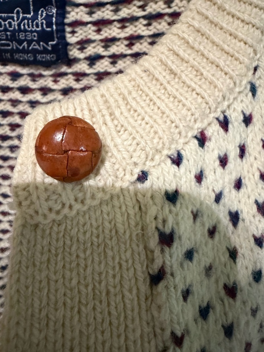 Vintage Woolrich Cardigan - Picture 4 of 5